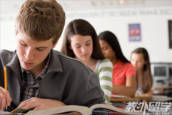 �¼���ɯ�ٹ���ѧԺ��õ�רҵ��ʲô