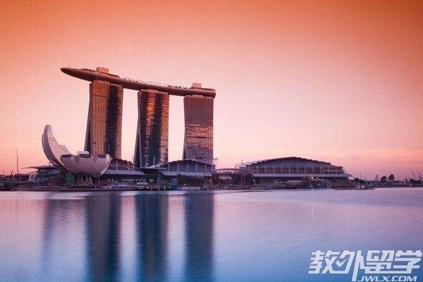 �¼��´�ѧ�����������Щ