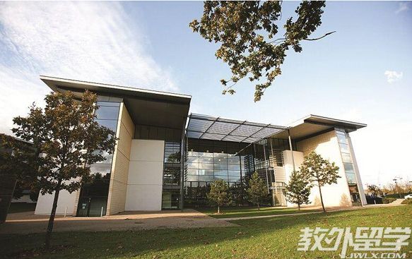 新加坡TMC学院专业排名