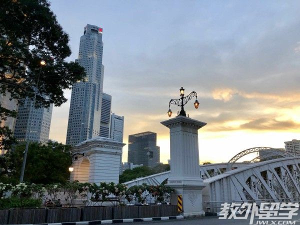 新加坡莎顿国际学院申请条件