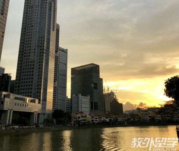 新加坡莎顿国际学校学费