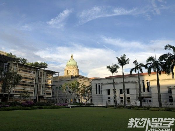 �¼���ɯ�ٹ���ѧԺѧ����