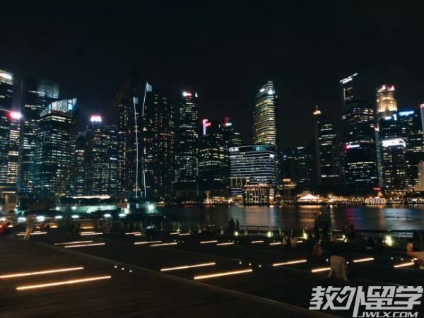 新加坡shrm莎瑞管理学院硕士