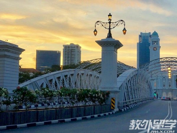 �¼���ɯ�ٹ���ѧԺӰ�ӱ���ѧ��