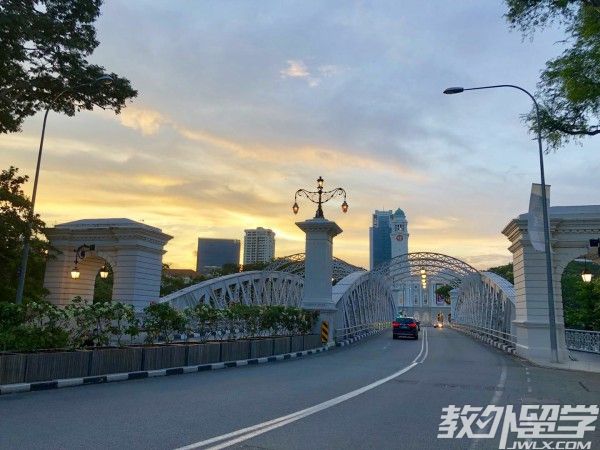 �¼���ɯ�ٹ���ѧԺ��רҵ