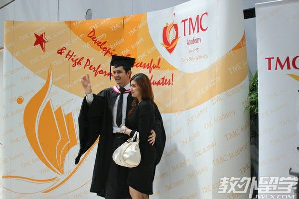 �¼���TMCѧԺ��ѧ�����Ի�ù��ʻ����˲���������չ