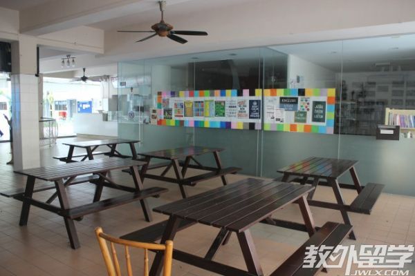 �¼���ɯ�ٹ���ѧԺ��ѧ��