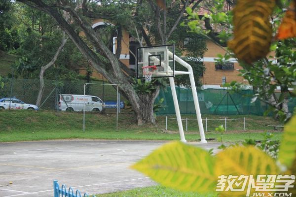 新加坡莎顿国际学院传媒专业